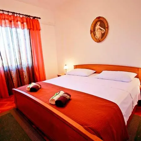 Apartment Darija Supetar
